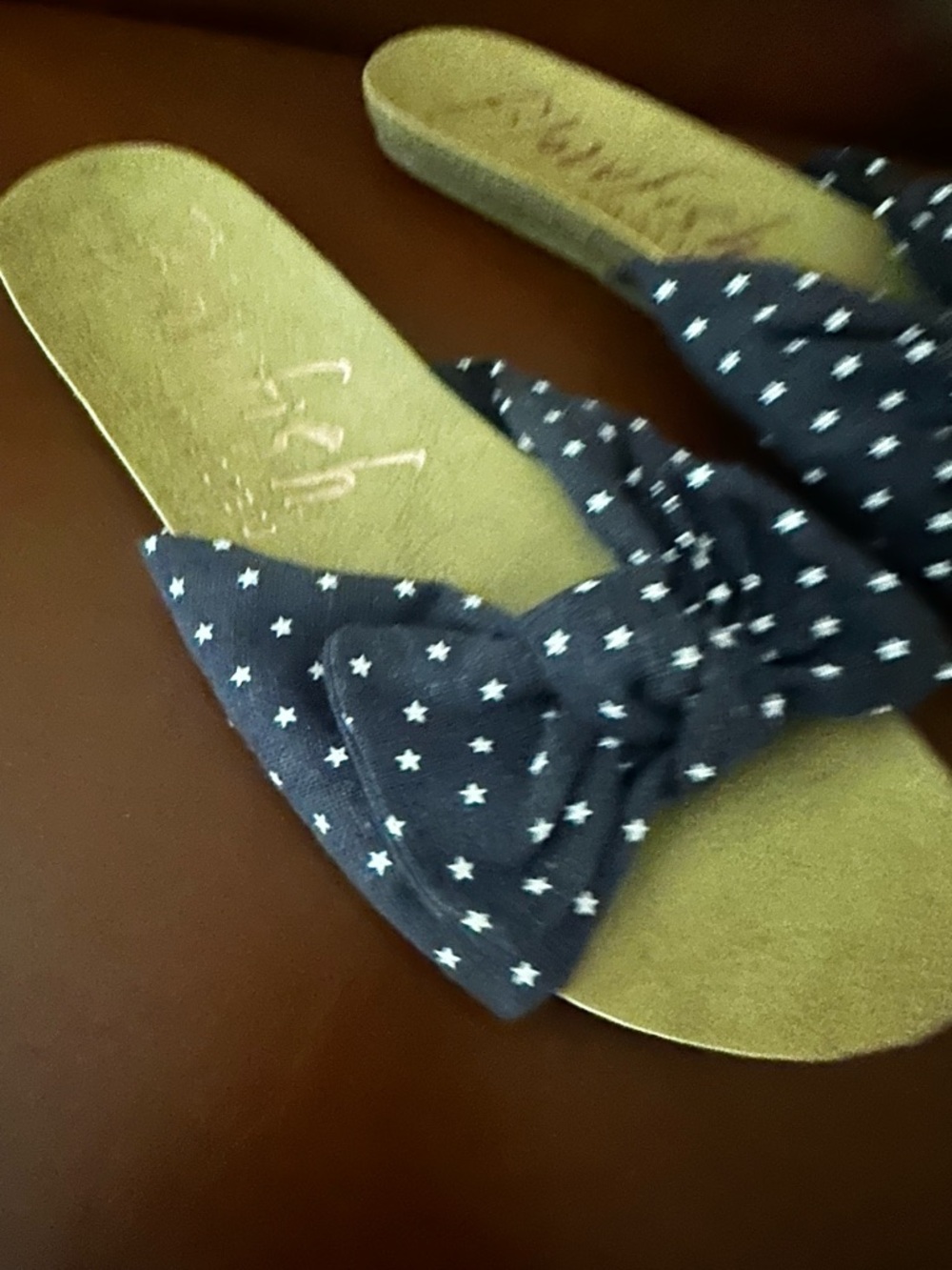 Star-Print Bow Slide Sandals in Navy and Gold